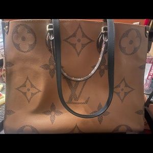 Authentic Louis Vuitton ONTHEGO GM